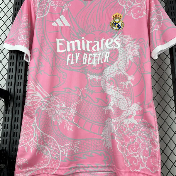 maillot-concept-real-madrid-saison-deux-mille-vingt-quatre-deux-mille-vingt-cinq-design-exclusif Real Madrid concept jersey season two thousand twenty four two thousand twenty five exclusive design