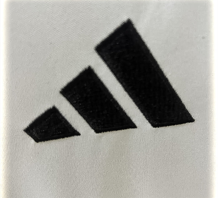 MAILLOTREALMADRID2425LOGOADIDAS.jpg Real Madrid Home Jersey 2025-2026 side view