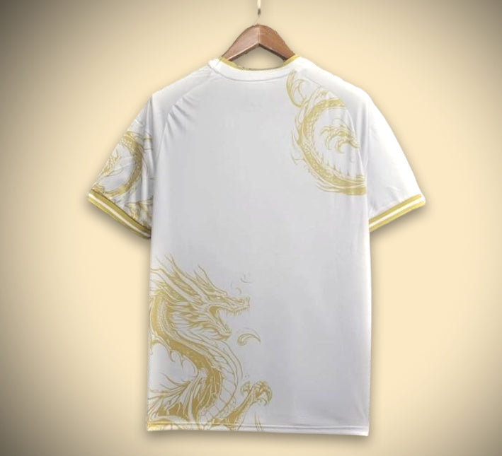 maillot-supporter-real-madrid-concept-premium-avec-motif-dragon-dore-edition-limitee Real Madrid fan jersey premium concept with golden dragon motif limited edition