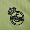 MAILLOTREALMADRID2425gardienvertlogo.jpg Real Madrid Goalkeeper Jersey Green Edition 2024-2025 fabric detail