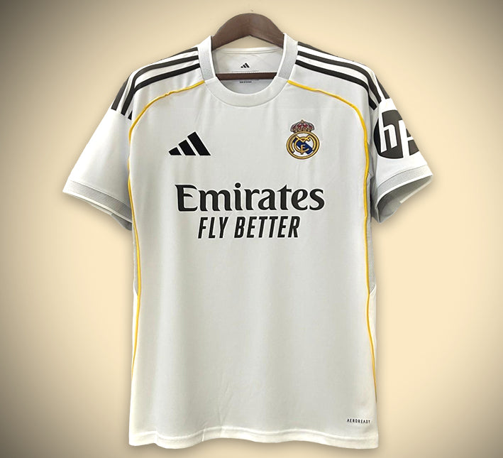 Maillot_R_al_Madrid_Domicile_25_26-1.jpg Real Madrid Home Jersey 2025-2026 front view