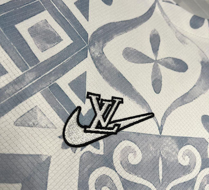maillot-concept-portugal-edition-louis-vuitton-saison-vingt-quatre-vingt-cinq Concept Jerseys Portugal Louis Vuitton edition season twenty four twenty five