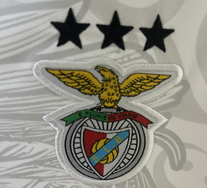 Benfica red training top for soccer practice