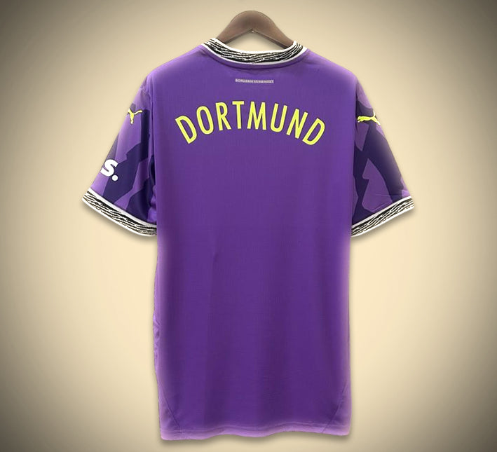 Color Borussia Dortmund goalkeeper soccer jersey