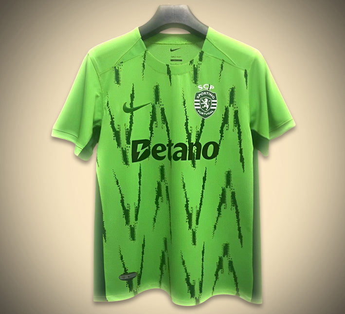 Sporting CP Third Green 2024-2025 Soccer Jersey Front View