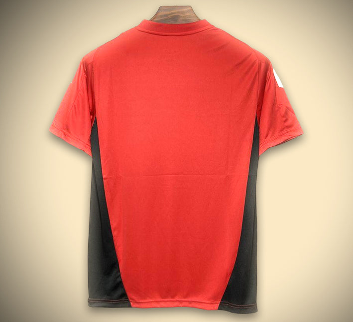 haut-de-training-manchester-united-pour-entrainement-et-echauffement Manchester United training top for practice and warm-up