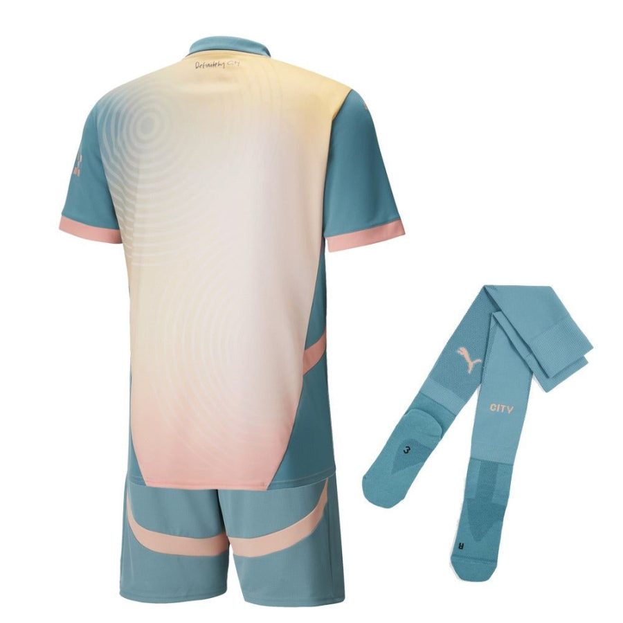 ensemble-enfant-manchester-city-maillot-et-short-edition-fourth-saison-2024-2025 Youth Manchester City jersey and shorts set fourth edition 2024-2025 season