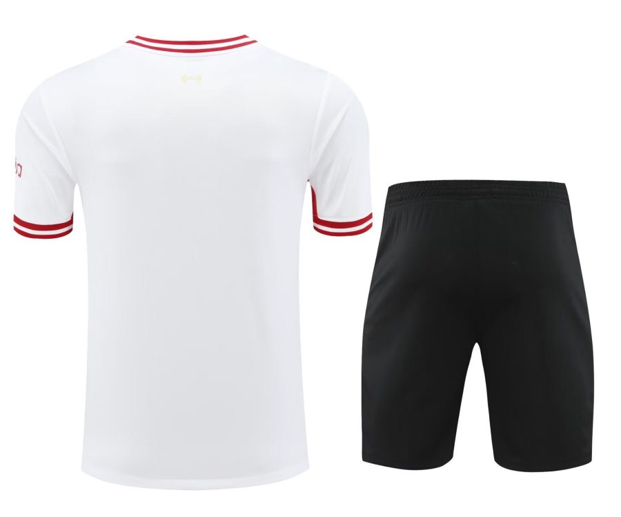 ensemble-maillot-et-short-liverpool-saison-2024-2025-tenue-de-football-rouge Liverpool Jersey and Shorts Set 2024 2025 Red Soccer Kit