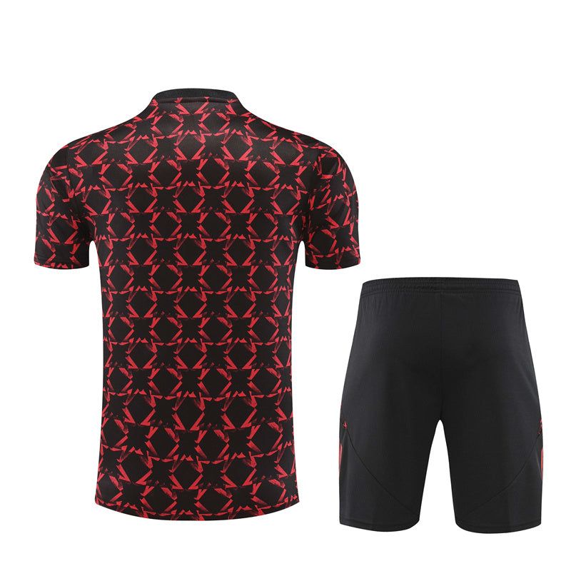 ensemble-maillot-et-short-manchester-united-saison-2024-2025 Jersey and shorts set Manchester United season 2024 2025