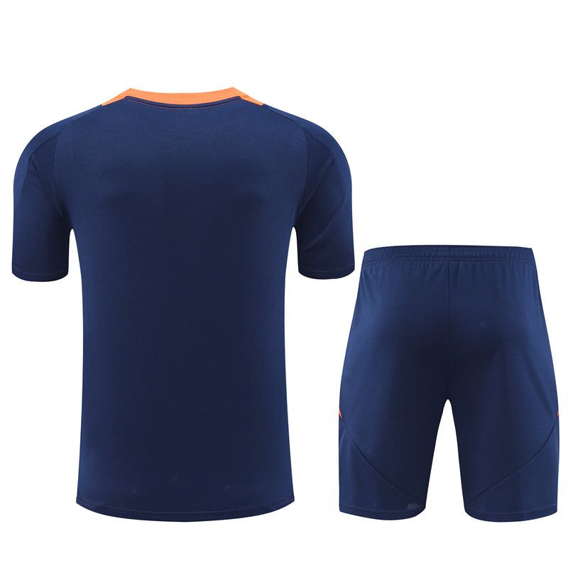 ensemble-maillot-et-short-manchester-united-saison-2024-2025-tenue-domicile Jersey and shorts set Manchester United season 2024 2025 home kit