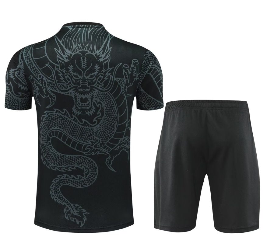 ensemble-maillot-et-short-real-madrid-saison-2024-2025-tenue-officielle Real Madrid jersey and shorts set 2024 2025 season official kit