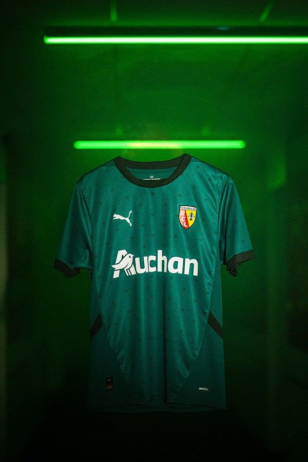 jersey-de-football-rc-lens-exterieur-couleurs-du-club-sang-et-or RC Lens away soccer jersey club colors blood and gold