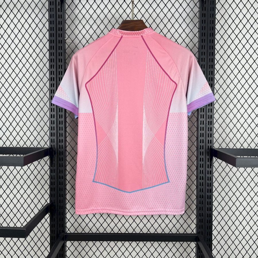 PSG pink soccer jersey concept edition for Parisian supporter