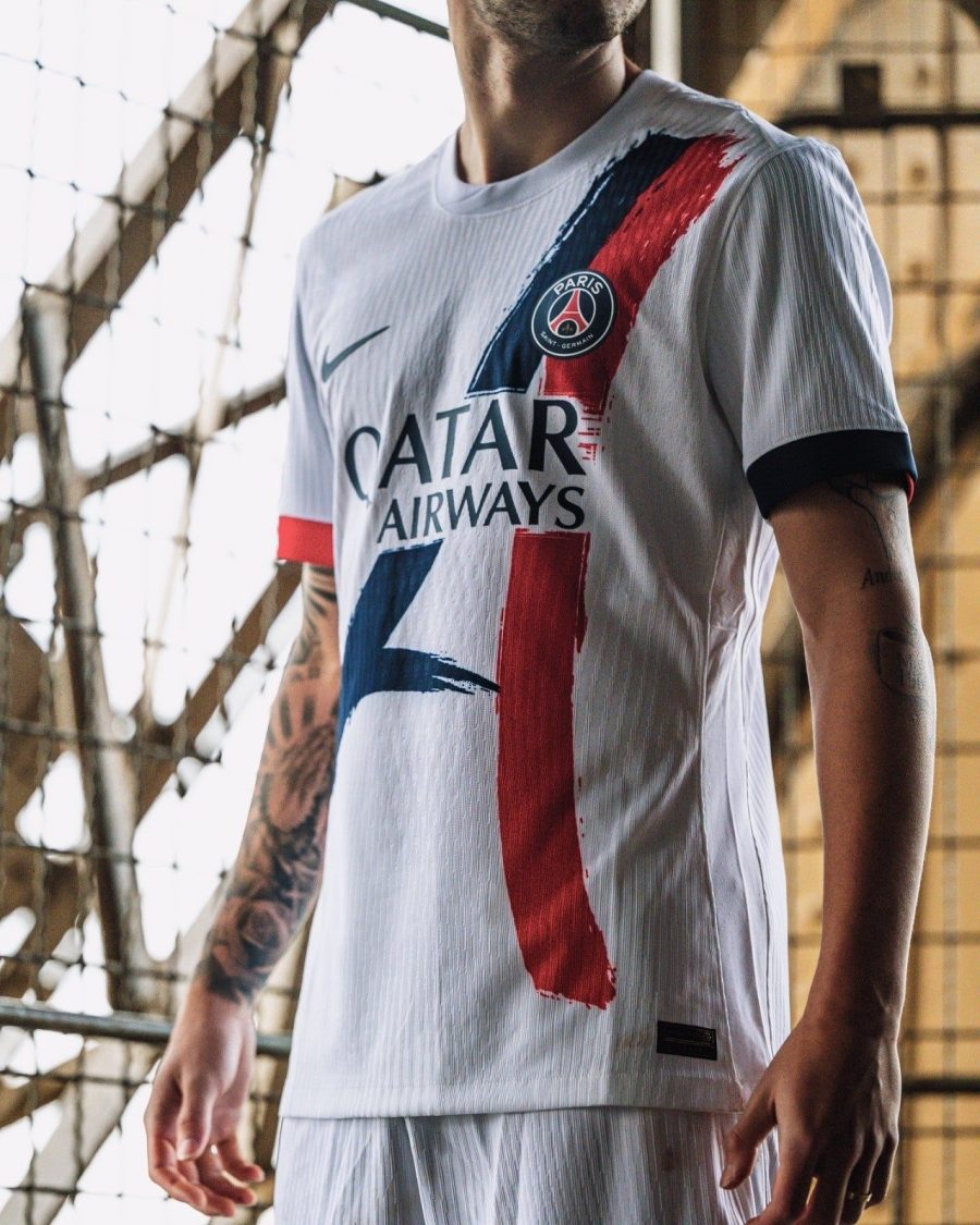 Paris Saint Germain blue jersey away kit 2024 2025