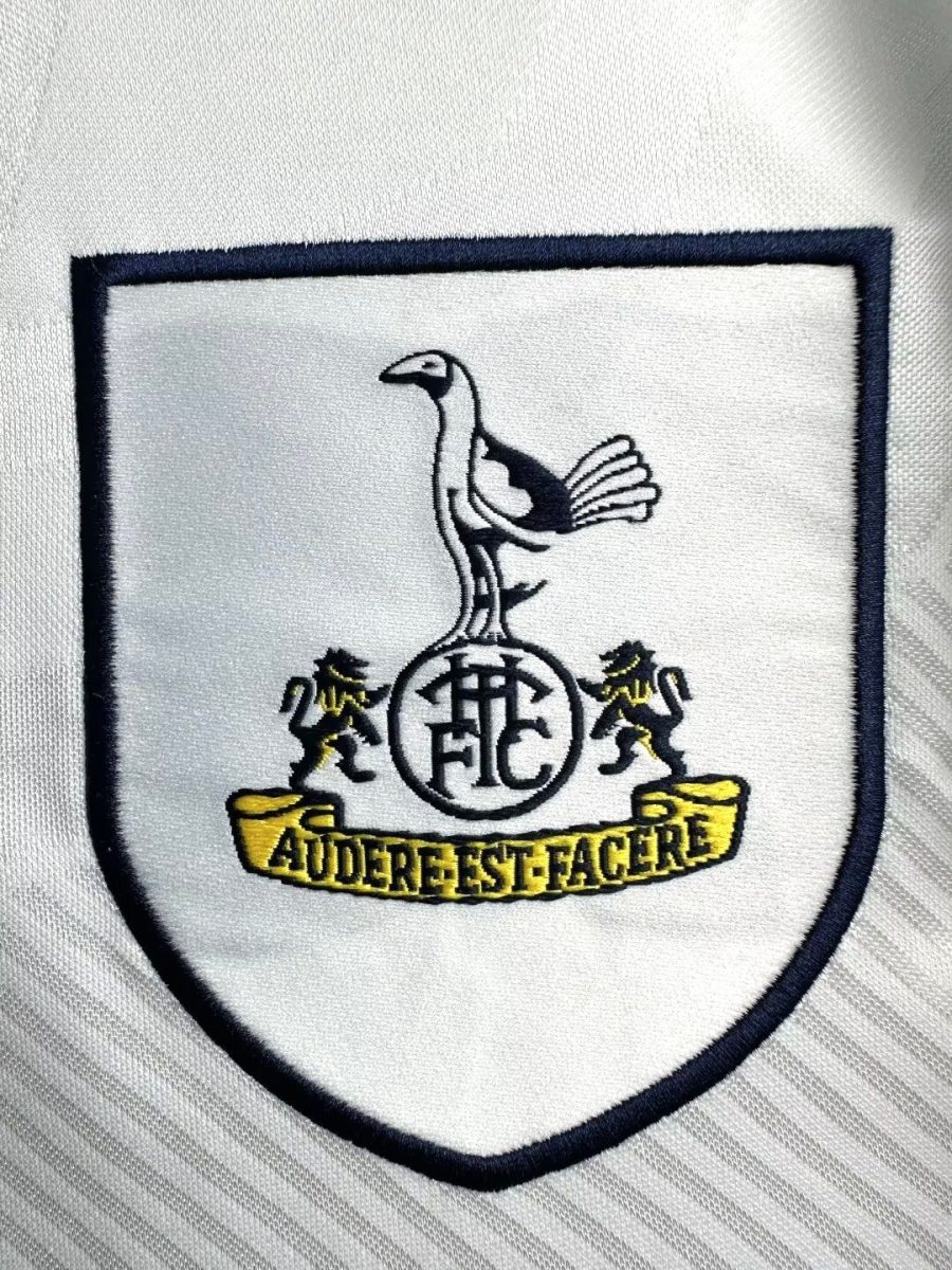 Tottenham Hotspur home jersey old model soccer collection