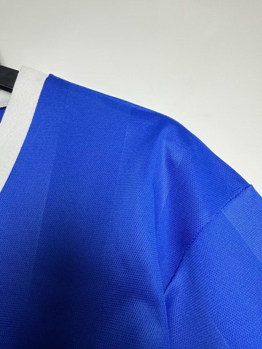jersey-vintage-argentine-bleu-clair-et-blanc-inspiration-mondial-mille-neuf-cent-quatre-vingt-six jersey vintage Argentine bleu clair et blanc inspiration mondial mille neuf cent quatre vingt six