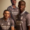 maillot-de-football-real-madrid-collection-third-adidas-coupe-homme Real Madrid soccer jersey third collection Adidas men's cut