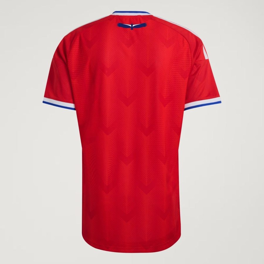 maillot-domicile-chili-2026-rouge-et-bleu-tenue-officielle-supporter Chile 2026 home soccer jersey red and blue official fan kit