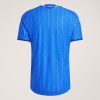 maillot-domicile-italie-saison-deux-mille-vingt-six-tenue-officielle-equipe-nationale Italy home jersey season two thousand twenty six official national team kit