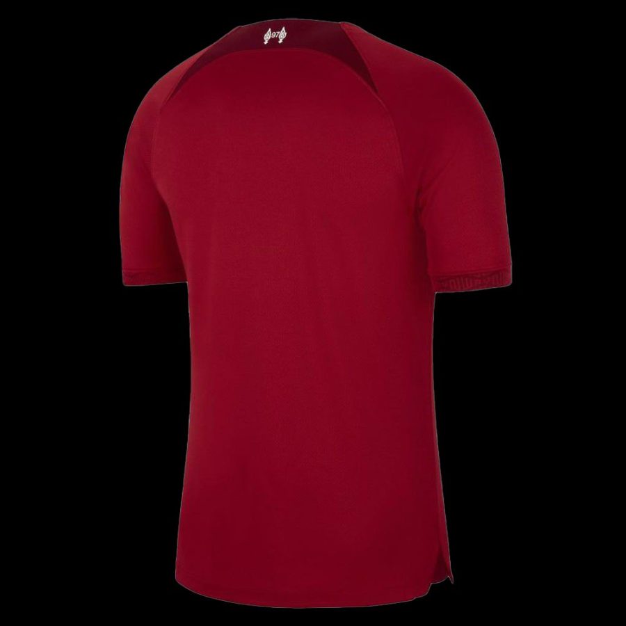 maillot-domicile-liverpool-saison-deux-mille-vingt-deux-deux-mille-vingt-trois-rouge-officiel Liverpool home jersey season two thousand twenty two two thousand twenty three red official