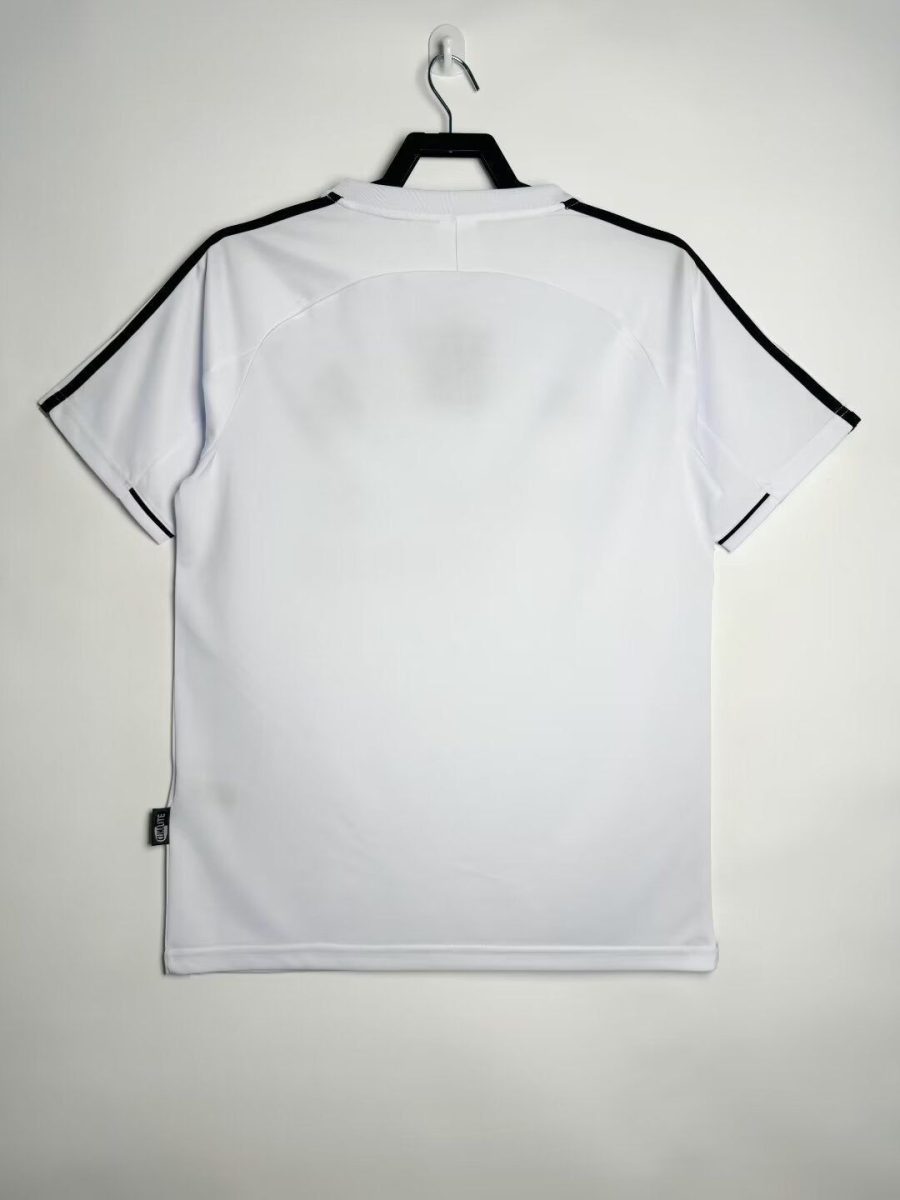 maillot-domicile-real-madrid-saison-2003-2004-blanc Real Madrid home jersey 2003 2004 season white