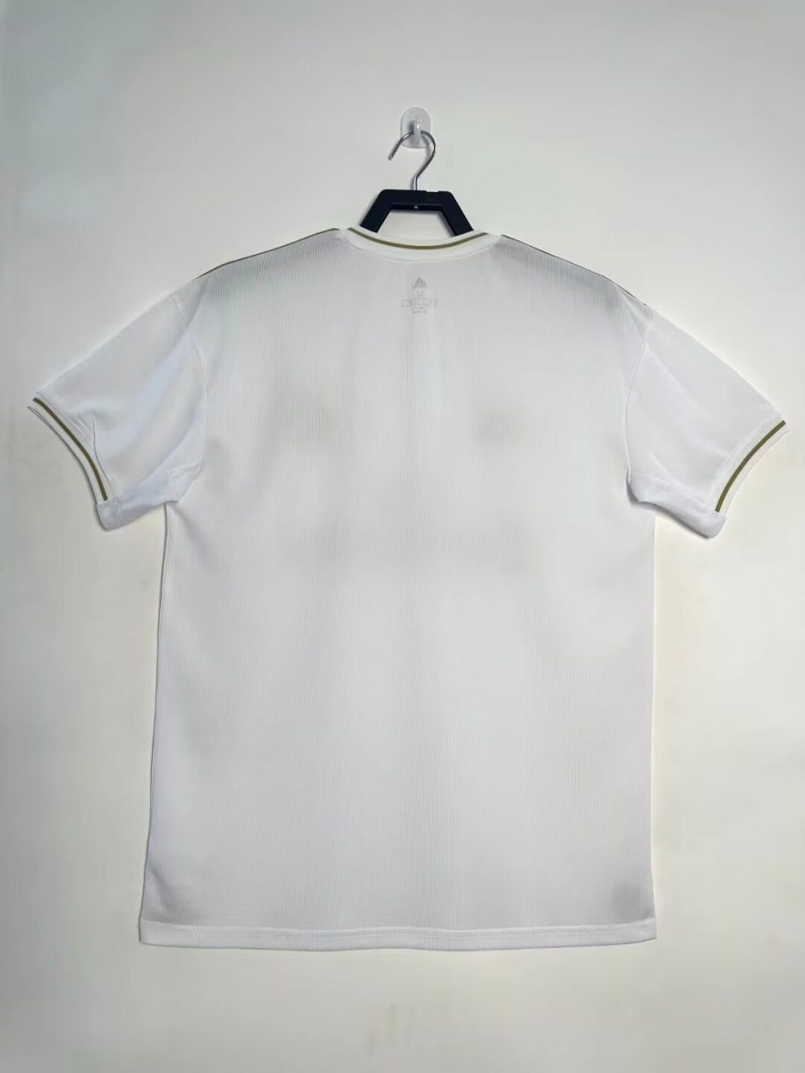 Real Madrid home jersey 2019 2020 season white with club crest