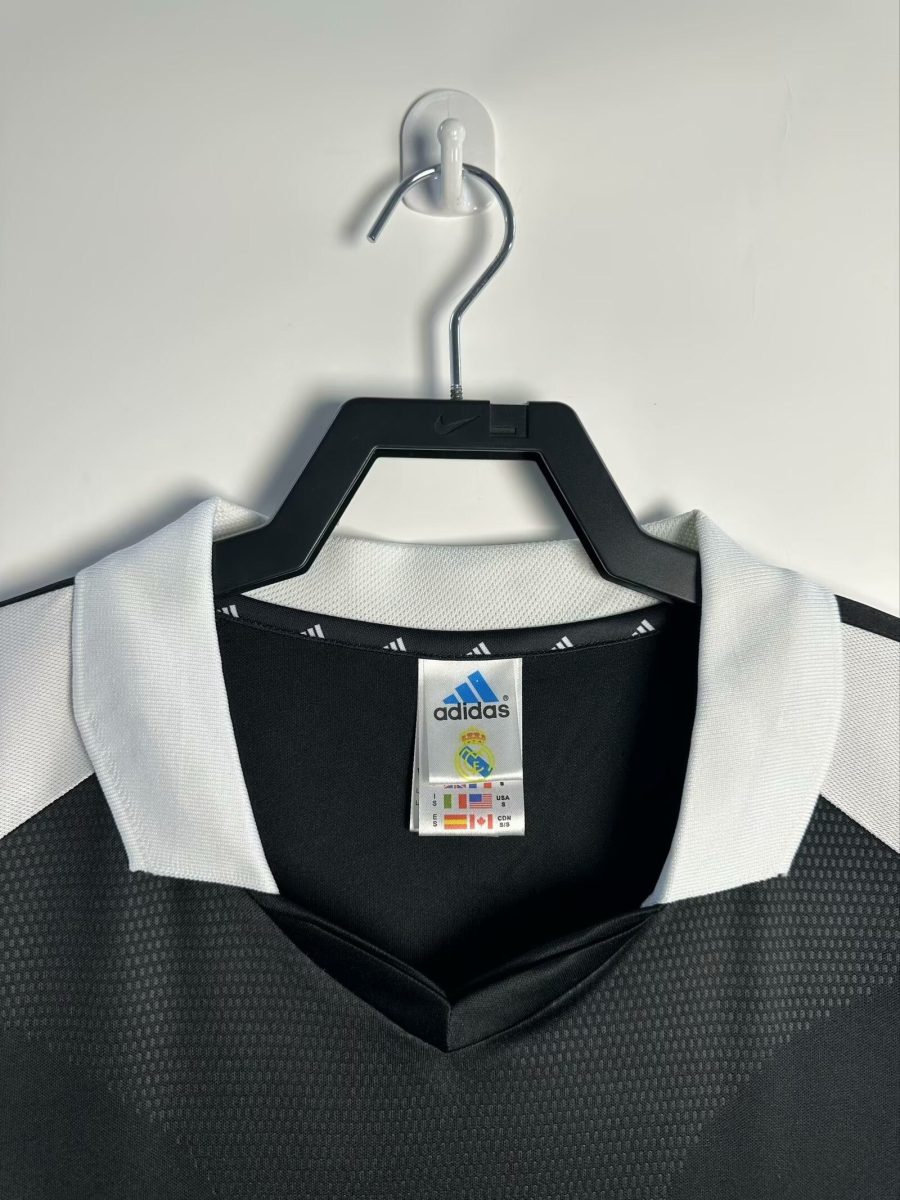 Real Madrid away jersey season 2001 2002