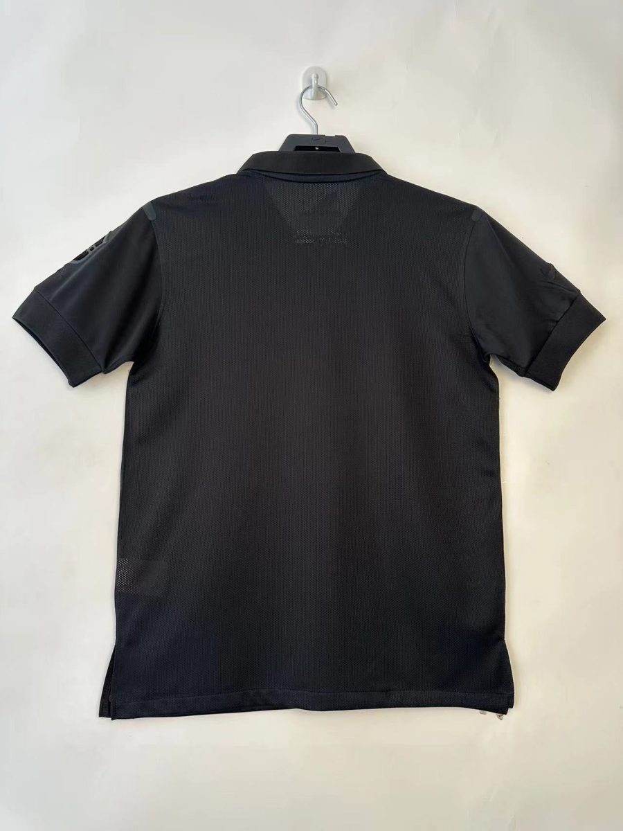 maillot-football-bresil-noir-version-domicile-collection-deux-mille-treize-deux-mille-quatorze Brazil black soccer jersey home version collection 2013 2014