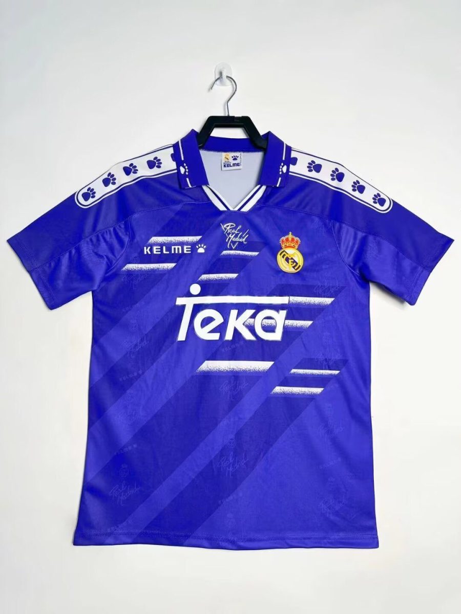 maillot-real-madrid-exterieur-19941995 REAL MADRID AWAY JERSEY 19941995