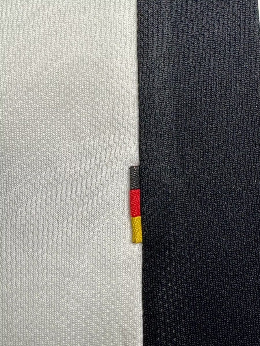 maillot-supporter-allemagne-domicile-fin-des-annees-1990 Germany home supporter soccer jersey late 1990s