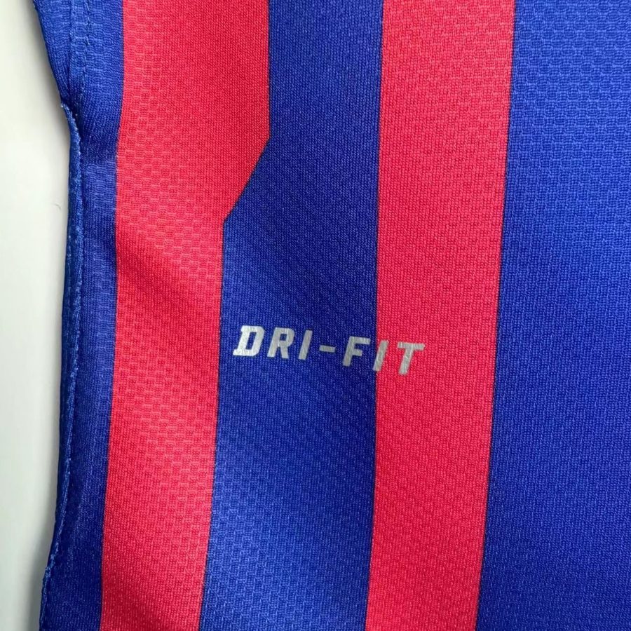 FC Barcelona fan home jersey season 2011 2012