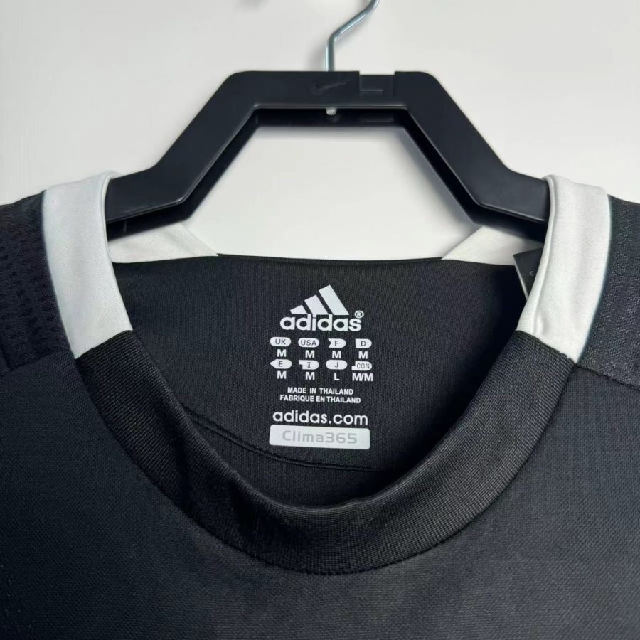 Real Madrid third jersey season 2008 2009