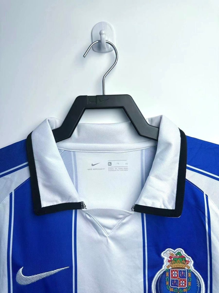 maillot-vintage-fc-porto-finale-ligue-des-champions-saison-deux-mille-trois-deux-mille-quatre FC Porto vintage jersey Champions League final season two thousand three two thousand four