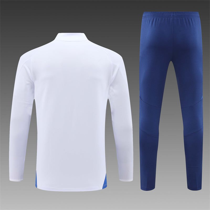 Italy tracksuit 2024 2025 season top and bottom soccer style