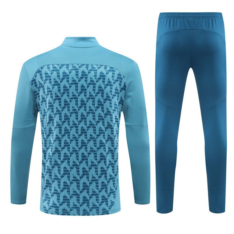 survetement-olympique-de-marseille-haut-et-bas-saison-deux-mille-vingt-quatre-deux-mille-vingt-cinq Olympique de Marseille tracksuit top and bottom season two thousand twenty four two thousand twenty five