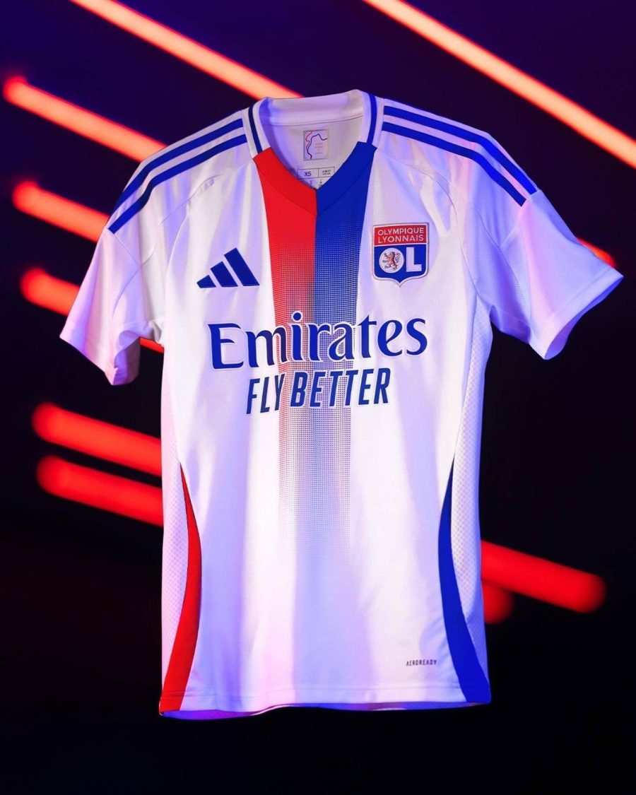 tenue-officielle-ol-domicile-nouveau-maillot-supporter-rouge-et-bleu official OL home kit new red and blue supporter jersey