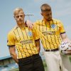 tshirt-officiel-brighton-and-hove-albion-domicile-exterieur-coupe-et-tissu-respirant Official Brighton and Hove Albion home and away jersey with breathable fabric
