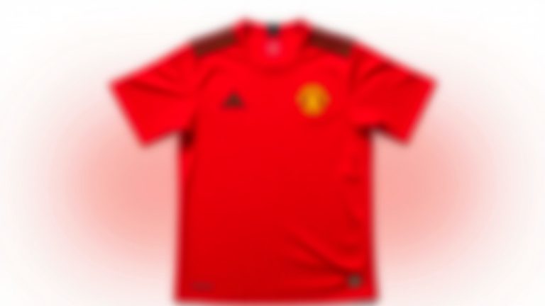 Manchester United jersey price: what you need to know in 2026