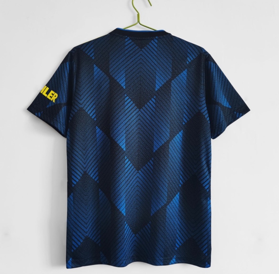 0E754EC1-4420-48D5-BD6D-0CB509021C74.jpg Manchester United Third Soccer Jersey 2021/22
