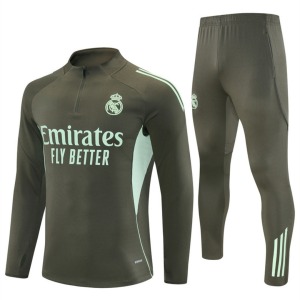 0aa0679074d3b430389d7120ddd0902a.jpg Real Madrid Green 25/26 Special Jersey