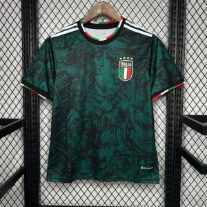 11f828f0fb9f81522acb2aad745793ee.jpg Italy 24/25 Green Edition Premium Jersey
