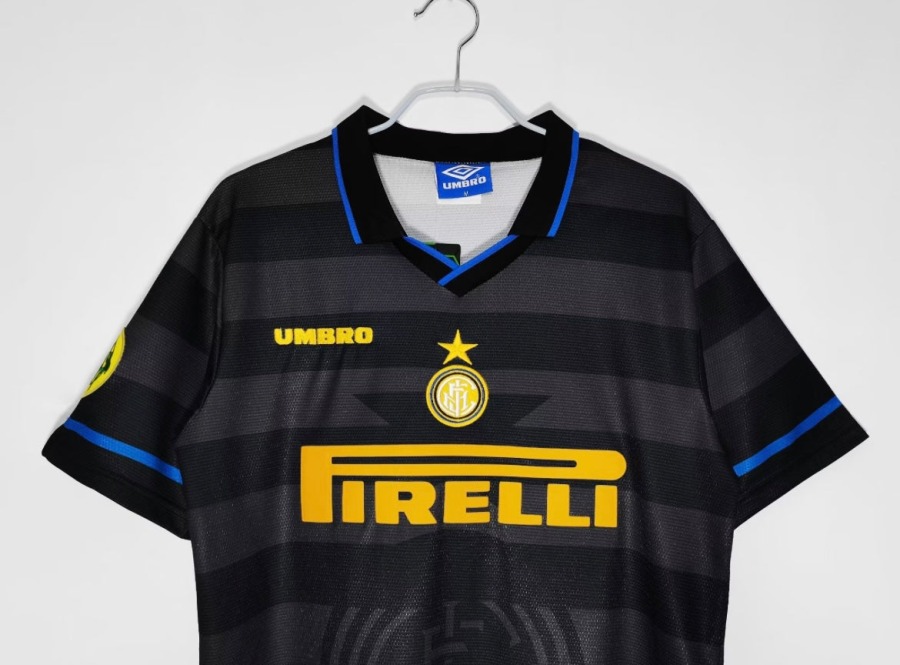 24EFE3E9-F921-451B-AF8F-42E0AE636102.jpg Inter Milan Away Jersey 1997/98