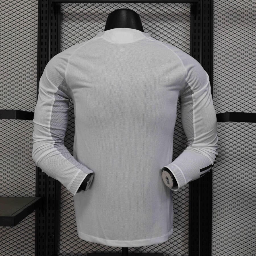 Real Madrid 2025-26 Long Sleeve Soccer Jersey
