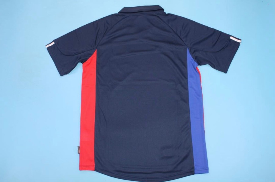 OL Away 2001/02 Soccer Jersey