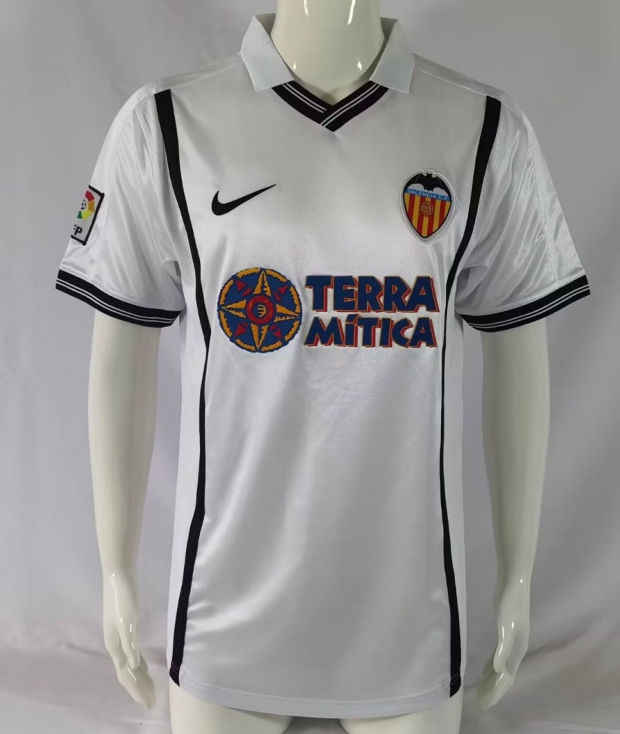 4351E9E7-F2AA-4251-AD87-907073A7446E.jpg Valencia CF 2000/01 Home Soccer Jersey