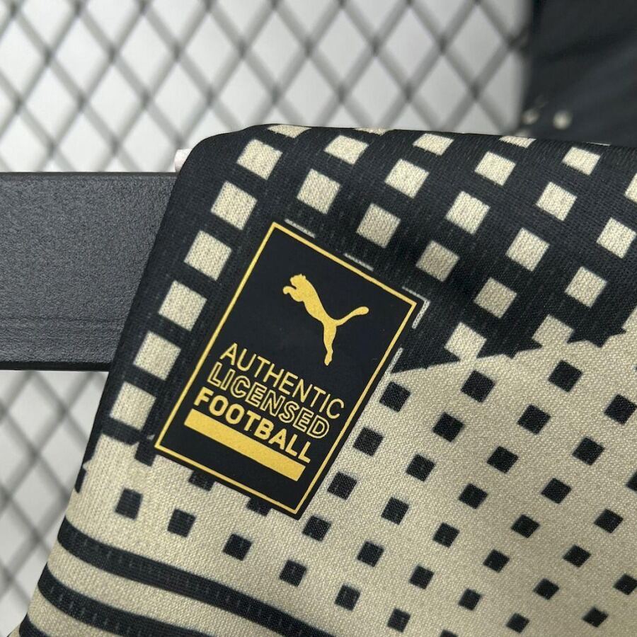 Manchester United 25-26 Official Jersey