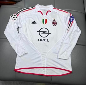 4713BF60-E598-41F2-9954-D776BE08C07A.jpg AC Milan 2004/05 Away Long Sleeve Jersey