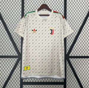 4FFC475A-D98E-4F57-ADEE-BCDF3500CDF0.jpg Juventus 2024/25 Concept Jersey