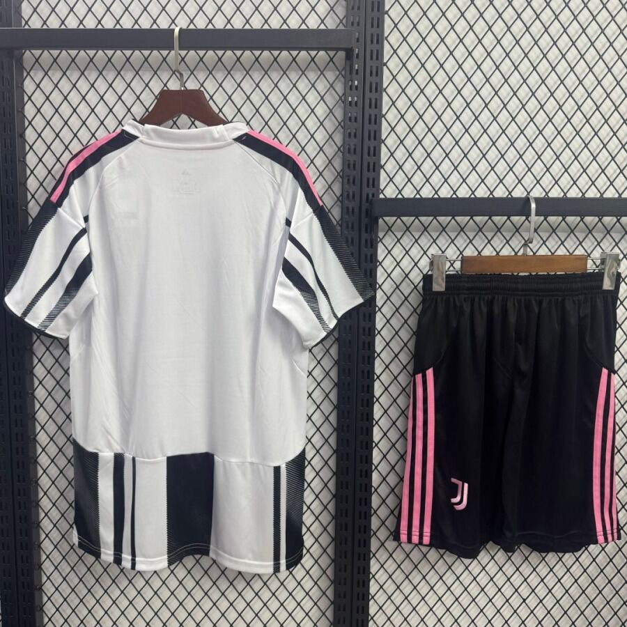 5bf5da4784fbf343cd48a60c40d70701.jpg Juventus Home Jersey 2025/26 Adult