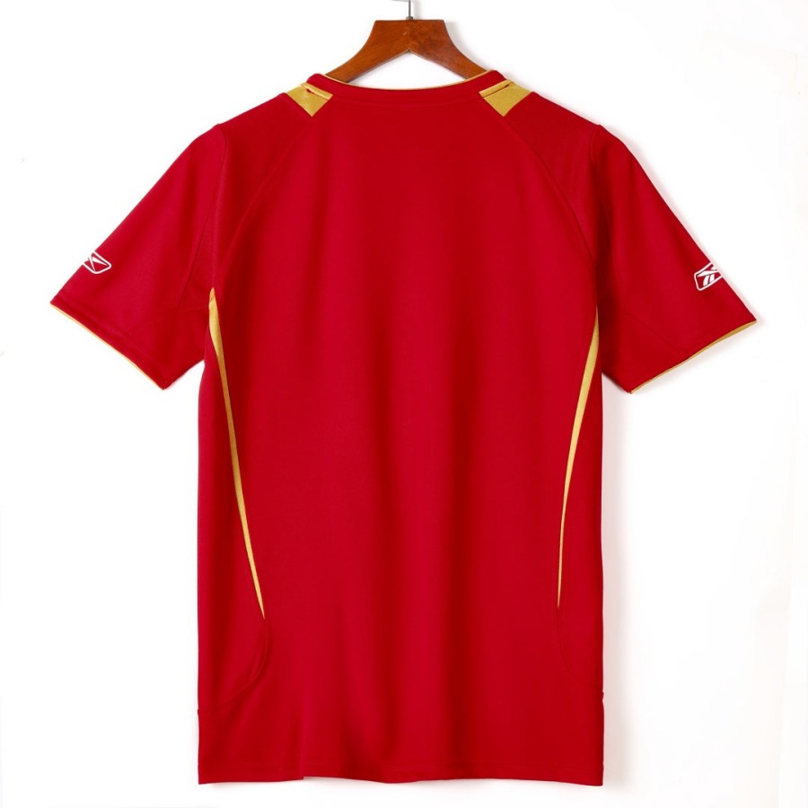 64749ef404f98c6ebe08beeaacf078d7.jpg Liverpool Home Retro Jersey 2005-2006